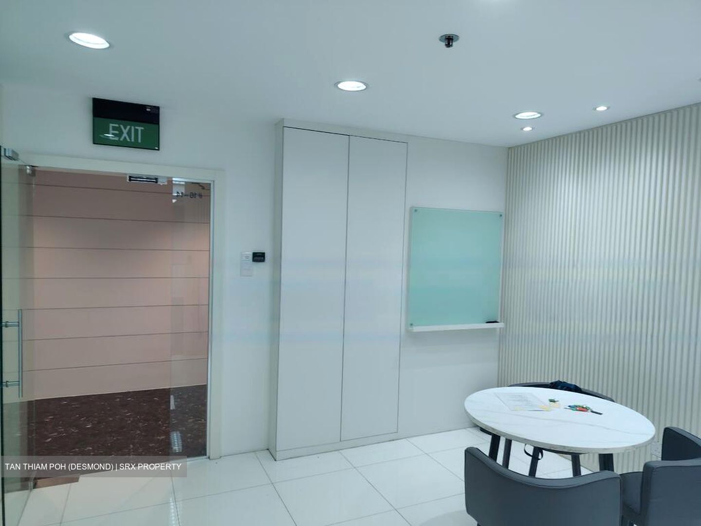 International Plaza (D2), Office #486767531